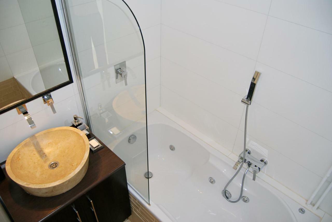 Modern Apartment In Uccle - Brussels Брюксел Екстериор снимка