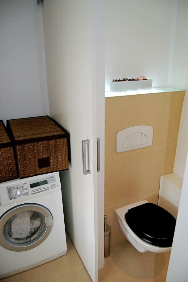 Modern Apartment In Uccle - Brussels Брюксел Екстериор снимка
